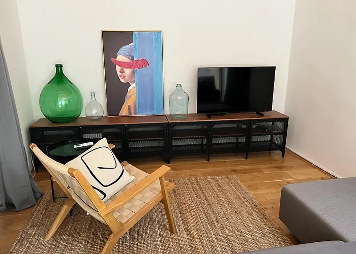 Apartman Seayou!***charming 1-bedroom Unit In The Old Center Of Cres
